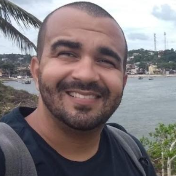 Apresentação de comunicação científica - Modelagem na educação como método de ensino para discutir educação para o trânsito em sala de aula: relato de uma experiência