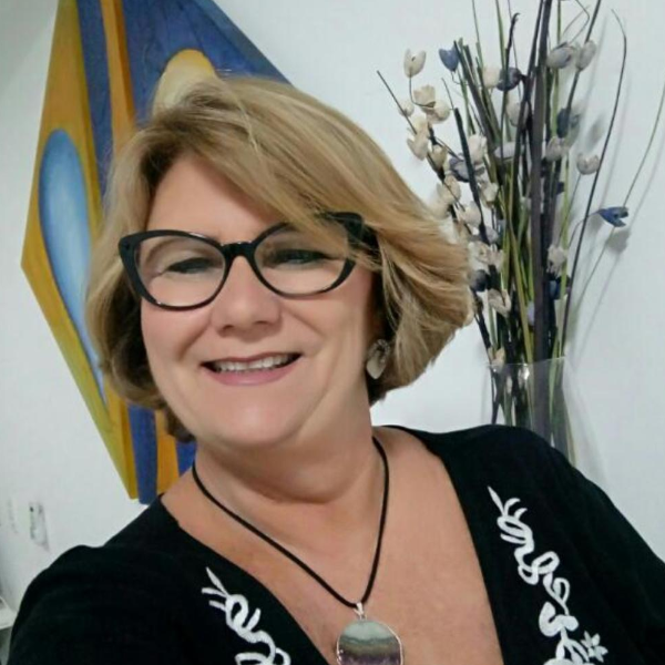 DINÂMICAS E VIVÊNCIAS DA LOGOTERAPIA