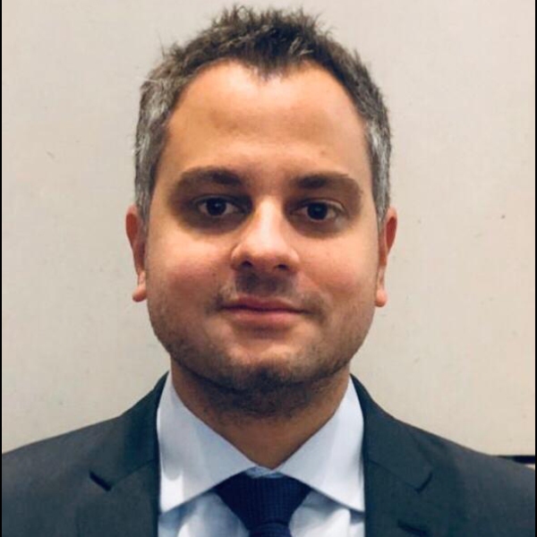 Dr. André Malho