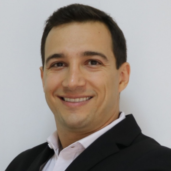 MODERADOR DOR OROFACIAL - PROF. DR. DANIEL ZERBINATTI  