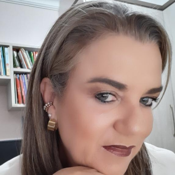 Desmistificando as normas da ABNT – parte 1 (capa, folha de rosto e referências – um autor, até três autores, on line com e sem autoria) 
