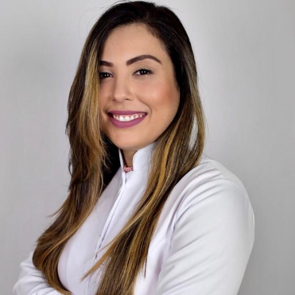 CUIDADO FARMACÊUTICO NA TERAPIA  VETERINÁRIA  