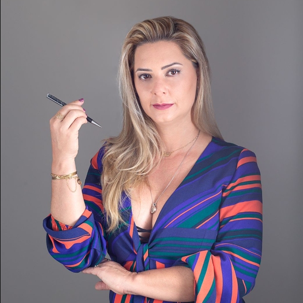 12h PATRICIA BARAZETTI A Importância da função do assistente técnico em processos criminais  