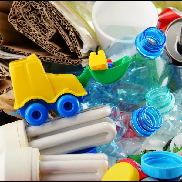 Educação Maker Artesanal Materiais Reciclaveis