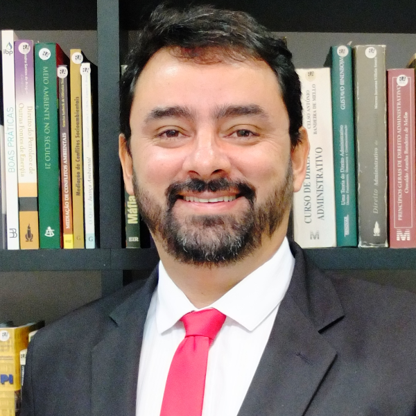 GT - Direito da Imigração coordenador pelo Dr André Araújo