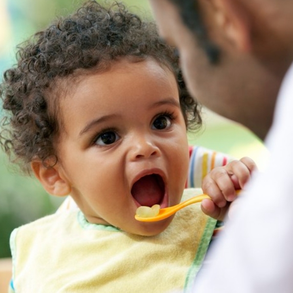 Como iniciar a introdução alimentar