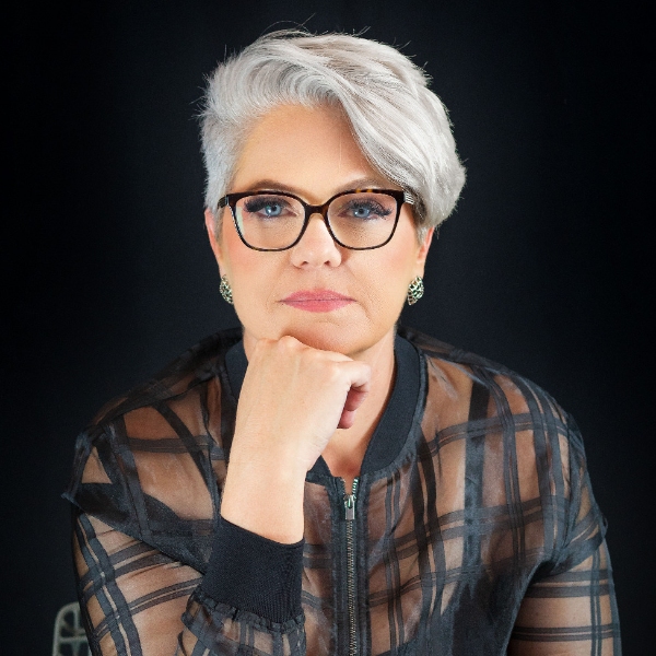  Andreia Stanger- TEMA: O trabalho pericial em casos de abuso sexual de crianças e adolescentes pela internet 