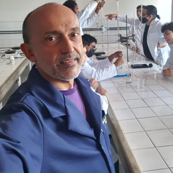 O Modelo Atômico e suas Consequências numa Visão Metafísica