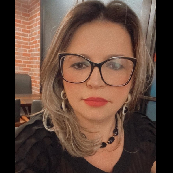 A abordagem de curativos na atenção primária.
