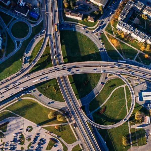 Construa Pontes Inteligentes:   Integrando Arquitetura e Urbanismo, Engenharia Civil e Engenharia de Computação - 13h