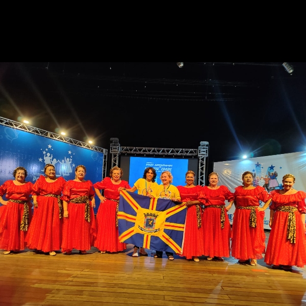 Grupo Fantasia CCI Vovó Ziza - Apresentação cultural de dança popular 