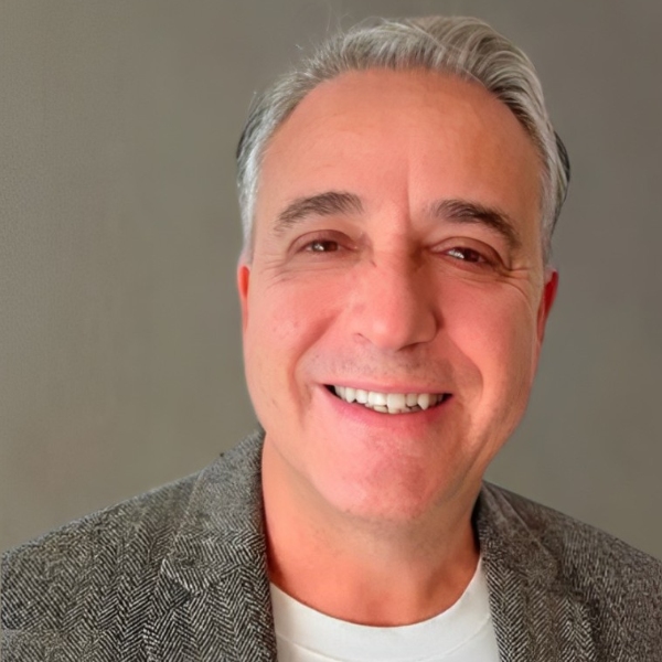 Henrique Bassi - Endodontia minimamente invasiva