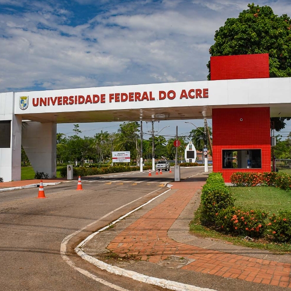 Diálogos/Problematizações suscitadas pela palestra de Abertura