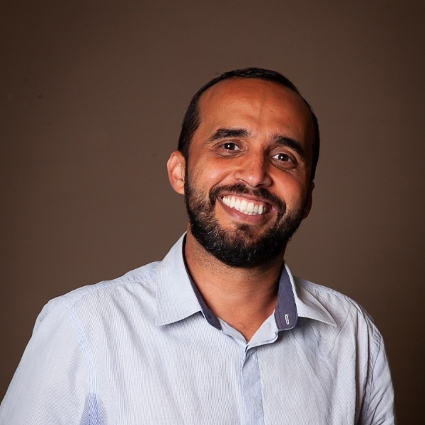 Avaliação da pós-graduação em Comunicação, Informação e Museologia na CAPES: balanço e perspectivas – Com Eliezer Pires da Silva (UNIRIO) Mediação: Greice Schneider (Coord. PPGCOM/UFS)