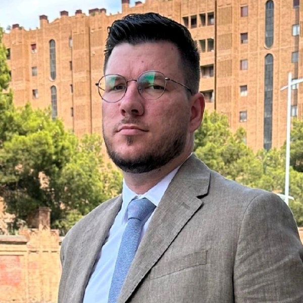 PAINEL 3 - E se for Patrimônio Histórico - Um Brasileiro na Espanha. O que aprendi vivendo em uma cidade de 14a.C