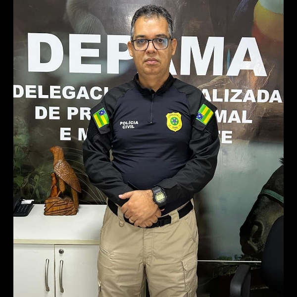 Palestra: Maus-tratos a animais e suas implicações penais - Dr. Flávio Sandro de Albuquerque Souza