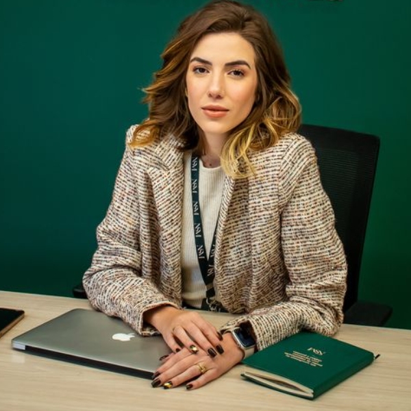 Marca não é logo, é estratégia. Aprenda posicionamento de marca na prática: estratégia e diferenciação