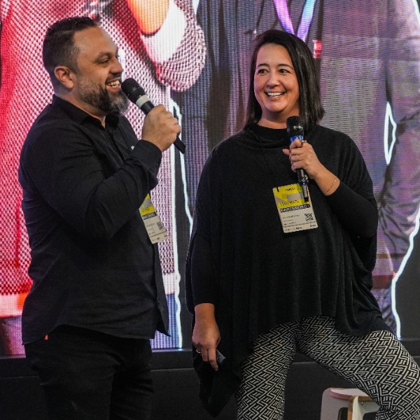 Painel: Como marcas de alta performance encantam, conectam e convertem no digital