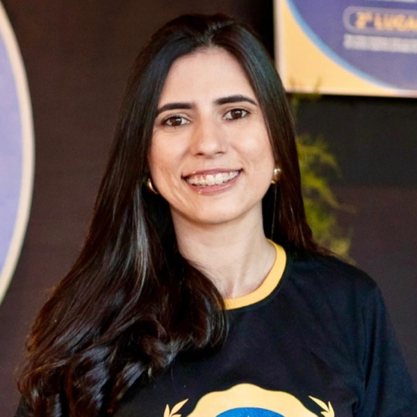 Currículo Lattes:da inserção de dados a apresentação profissional