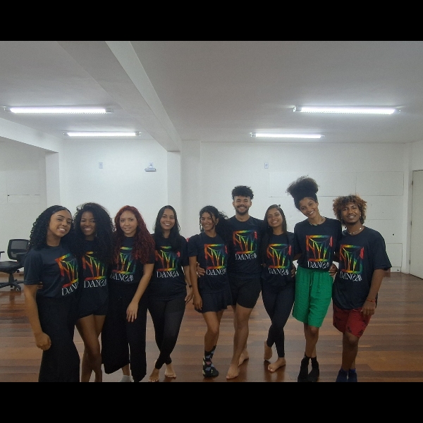 ETA na Bienal com "Dentro do Coletivo Somos Diversos" (Dança)