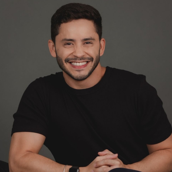 "Mãos na Implantondontia: da teoria à prática - vivenciando o hands-on em implantes"