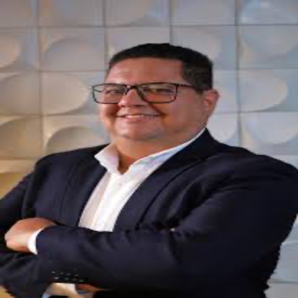 "Terapias-alvo no câncer: oncologia de precisão e o papel da genética para o câncer de mama no cenário brasileiro" Dr. João Nunes