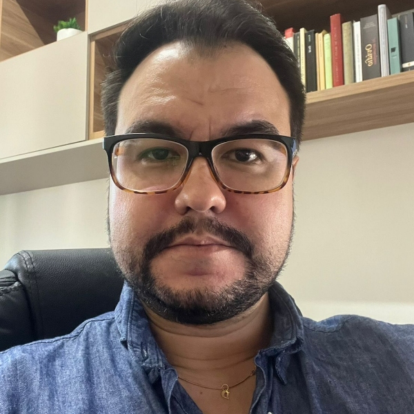 Mitos trágicos greco-romanos na literatura juvenil