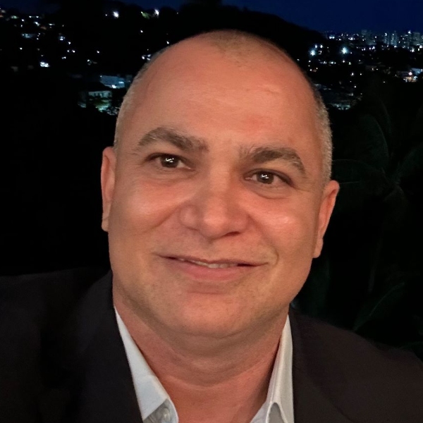 PALESTRA 3 - Dr. Marcos André Tema - "Além do Hemograma: Desafios Diagnósticos Avançados em Oncohematologia"