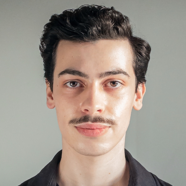 André Beleza - Um estudo High Throughput de filmes à base de LaFeSi com gradiente composicional