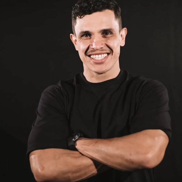 Formas, com Marcos Rodrigo Queiroz