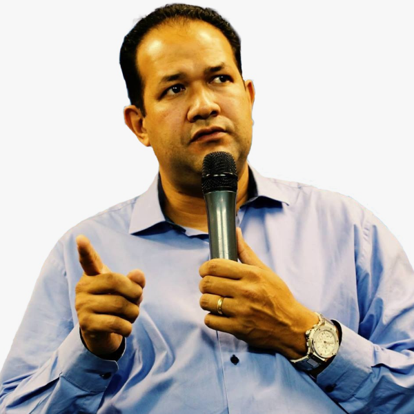 O servo e líder na sociedade e no Tabernáculo 