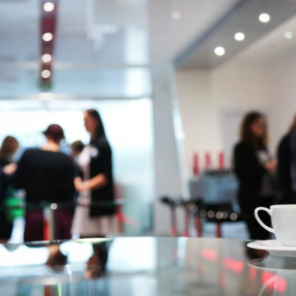 AQUECIMENTO + NETWORKING + COFFEE BREAK 3