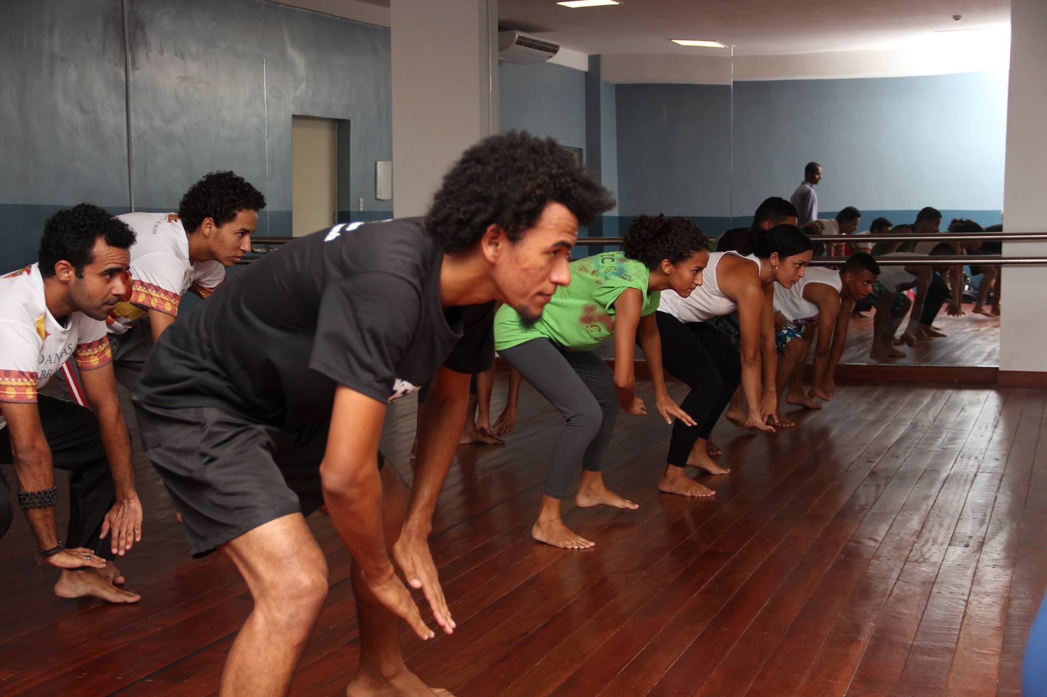 Oficina de Danças Afro Brasileira - Módulo 4 (Dança dos Orixás)