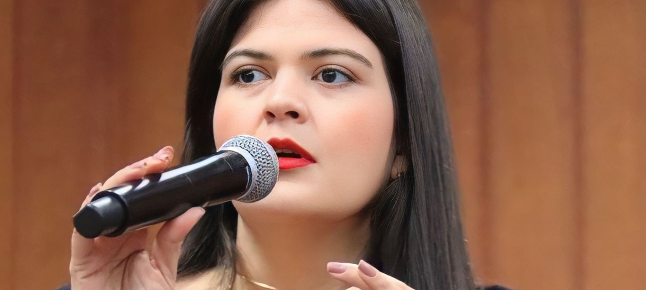 Palestra com a vereadora Aava Santiago
