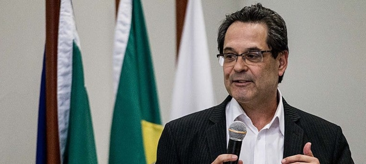Palestra Prof. Marcelo Neves (UnB): A autoperiferização da teoria jurídica brasileira