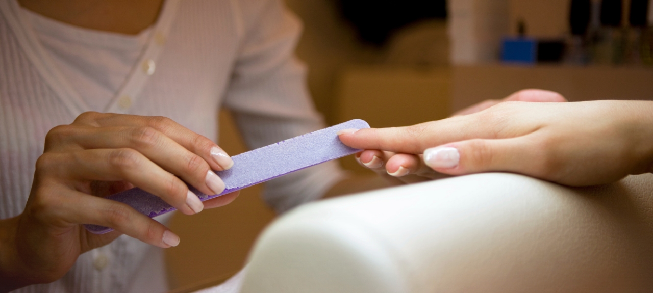 FORMAÇÃO MANICURE E PEDICURE