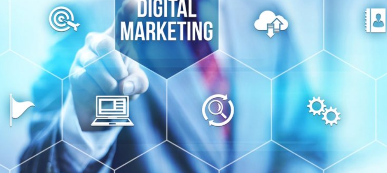 Marketing digital  e Cursos Ensinando e Treinamento