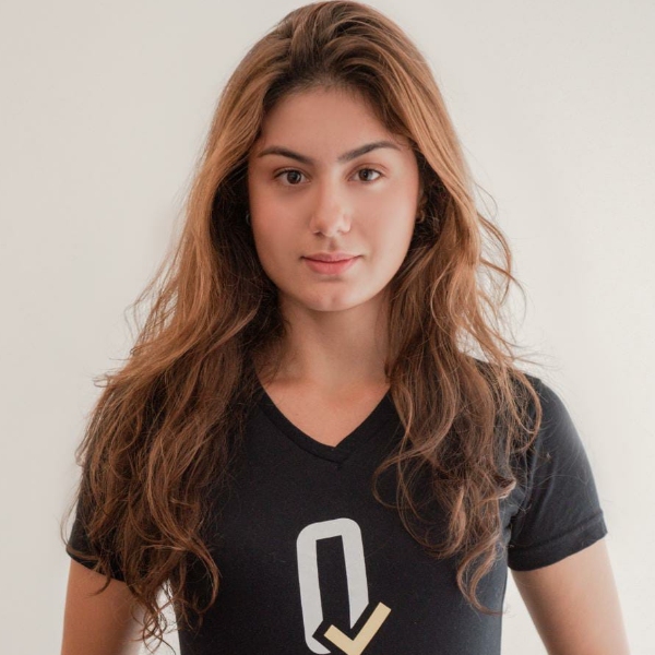 Giulia de Aguiar Simões