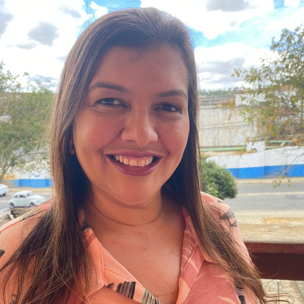 Valéria Viana Sousa