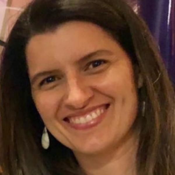 Suraya Gomes Novais Shimano