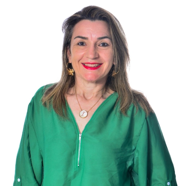 Dra. ISANETE BIESKI 