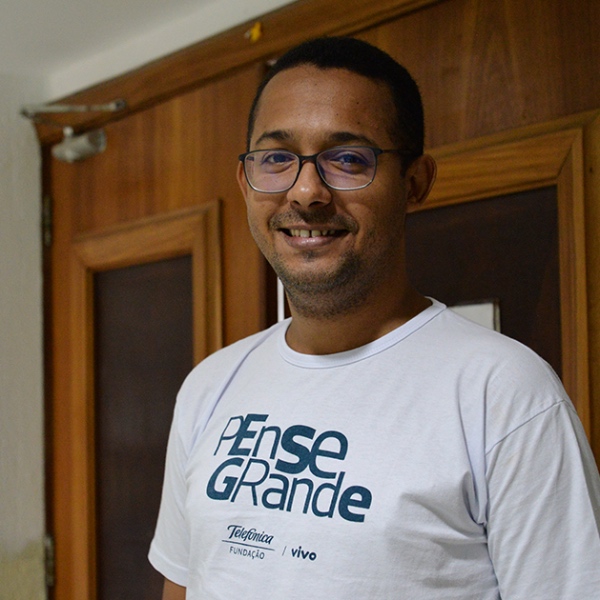 Prof. Jairton Peterson