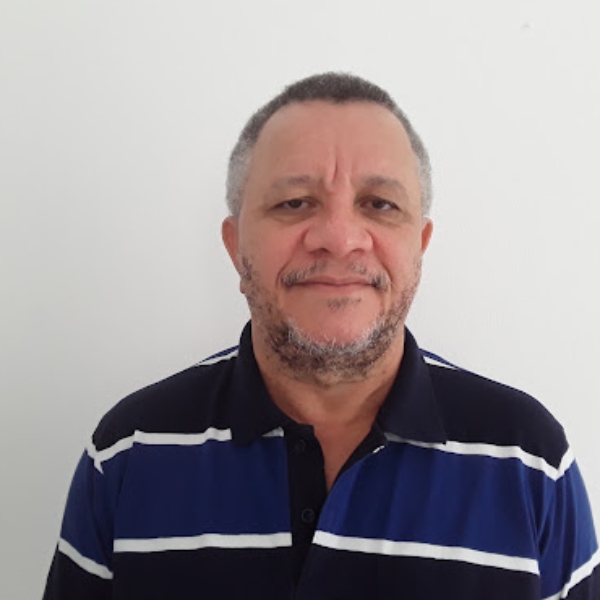 Prof. Dr. Edson H. Silva