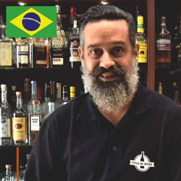 Cachacier Maurício Maia