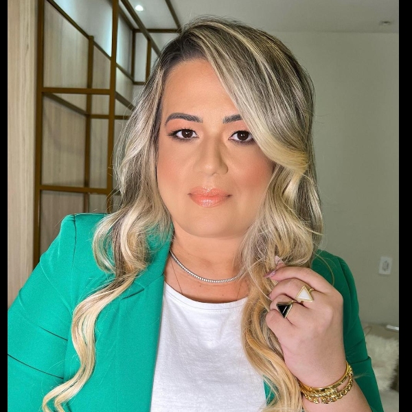 Faby Falcão