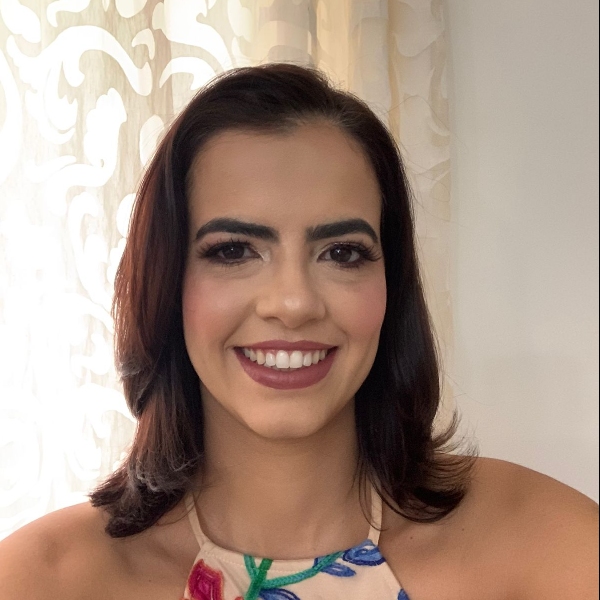 Profª Ana Carolina Vale Campos Lisboa