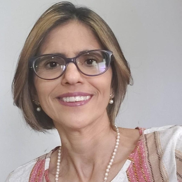 Profª Maria Aparecida dos Santos Siqueira