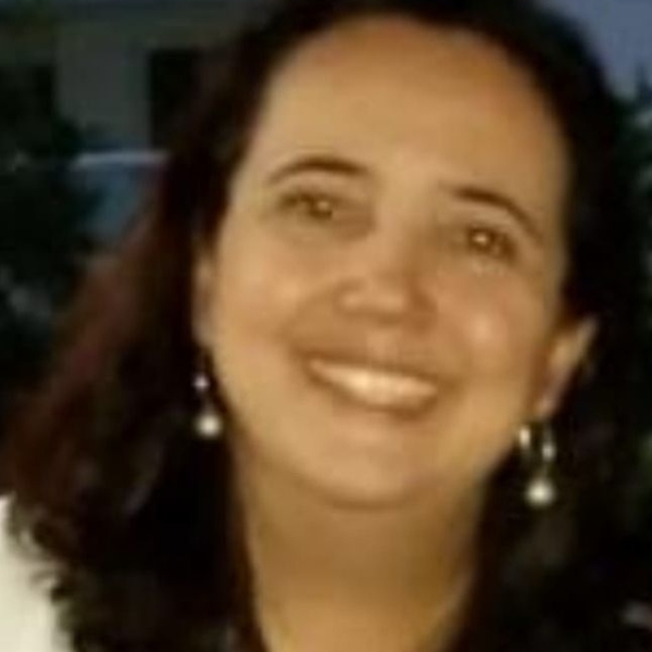 Andrea Huguenim Silva Pires, MD