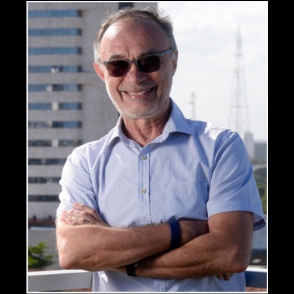 Cláudio Marinho 