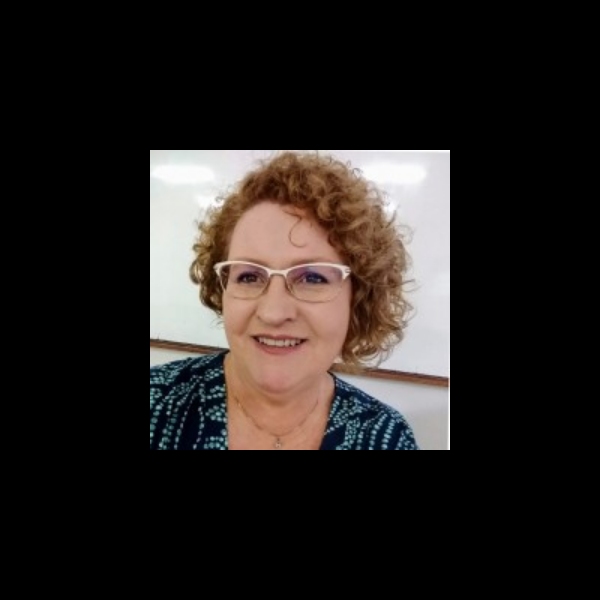 Prof. Ms. Maria Tereza Mariano